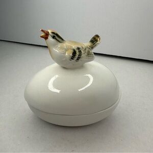 Vintage Songbird Sparrow-Egg Trinket Jewelry Box Porcelain-Handpainted Bird